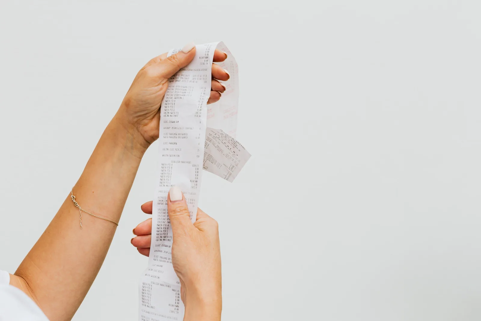 Tickets de remboursement sortis d’un portefeuille